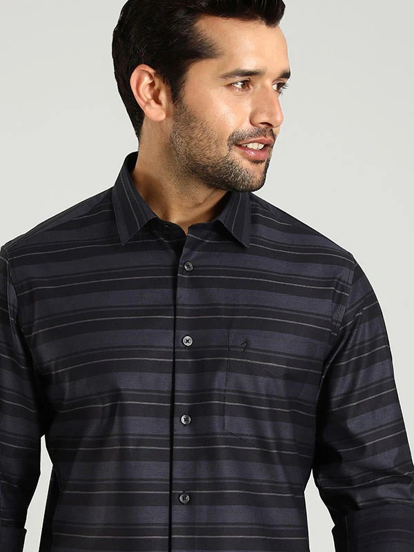 Indian Terrain Men's Regular Fit Full Sleeve Striped Black Shirt